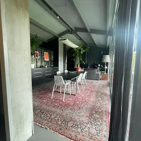 Villa Atelier 95 *